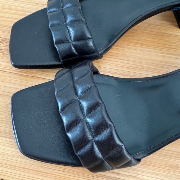 New ROVER SANDAL (BLACK) - LA CANADIENNE Leather - Picture 6 of 11